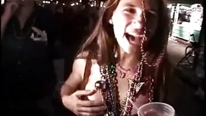 בואו סרטוני סקס לצפיה חינם לבקר לשעבר ללא מכנסיים אוננות חברים עם רגליים