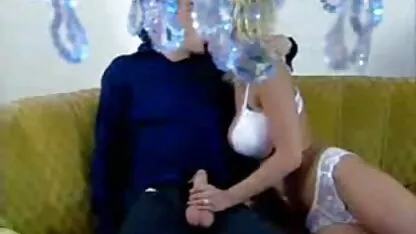 שירותינו סרטוני פורנו לצפייה ישירה